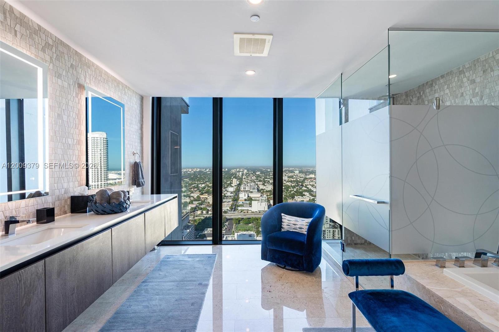 88 Southwest 7th Street, Unit 3801 Miami, FL 33130 - Photo 39 of 87