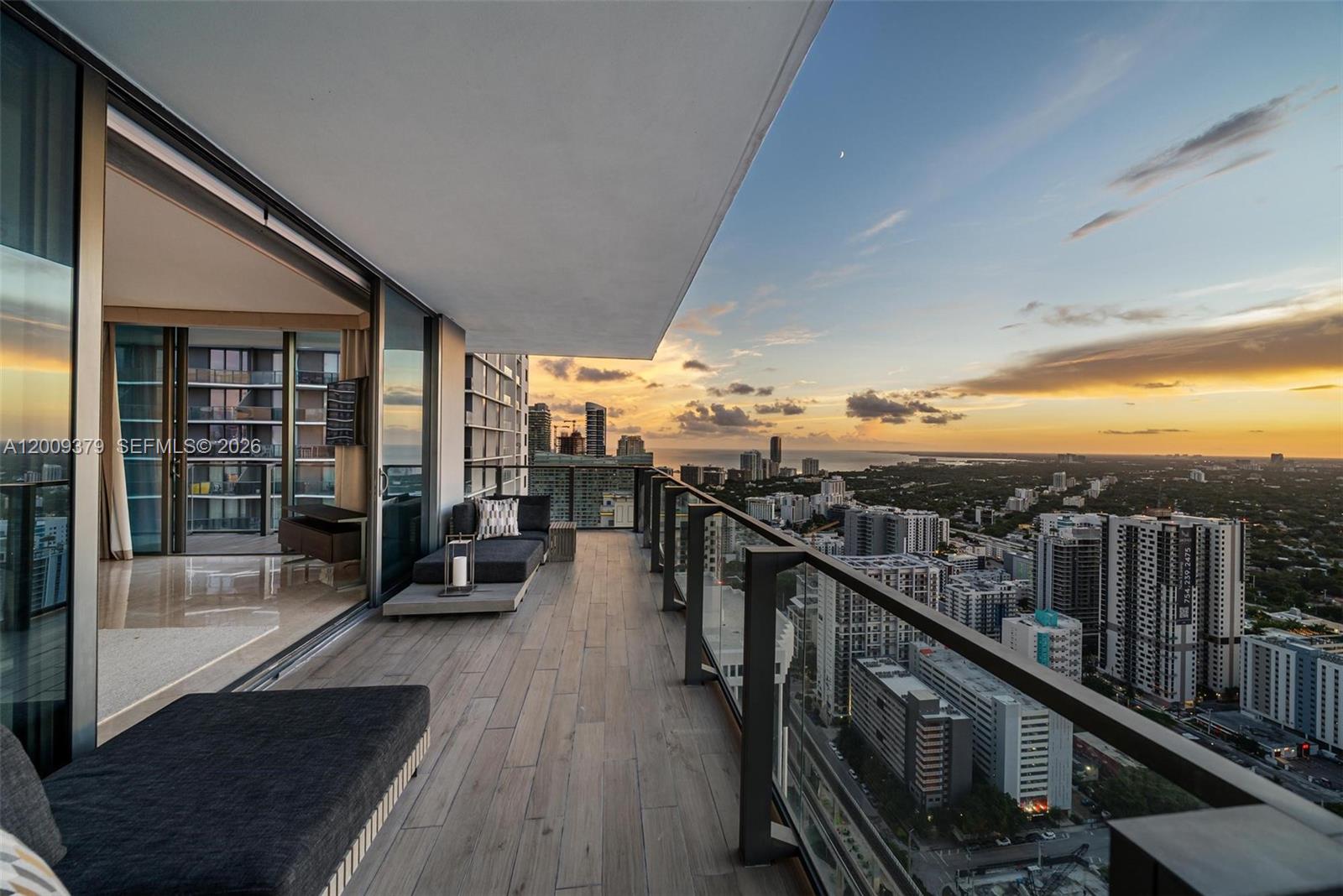 88 Southwest 7th Street, Unit 3801 Miami, FL 33130 - Photo 63 of 87