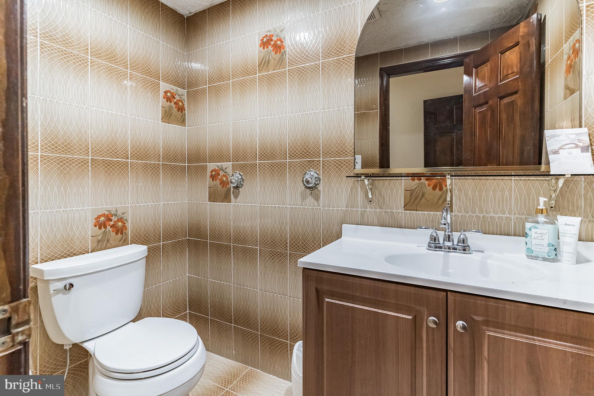 6 Carlton Road Cherry Hill, NJ 08034 - Photo 12 of 26