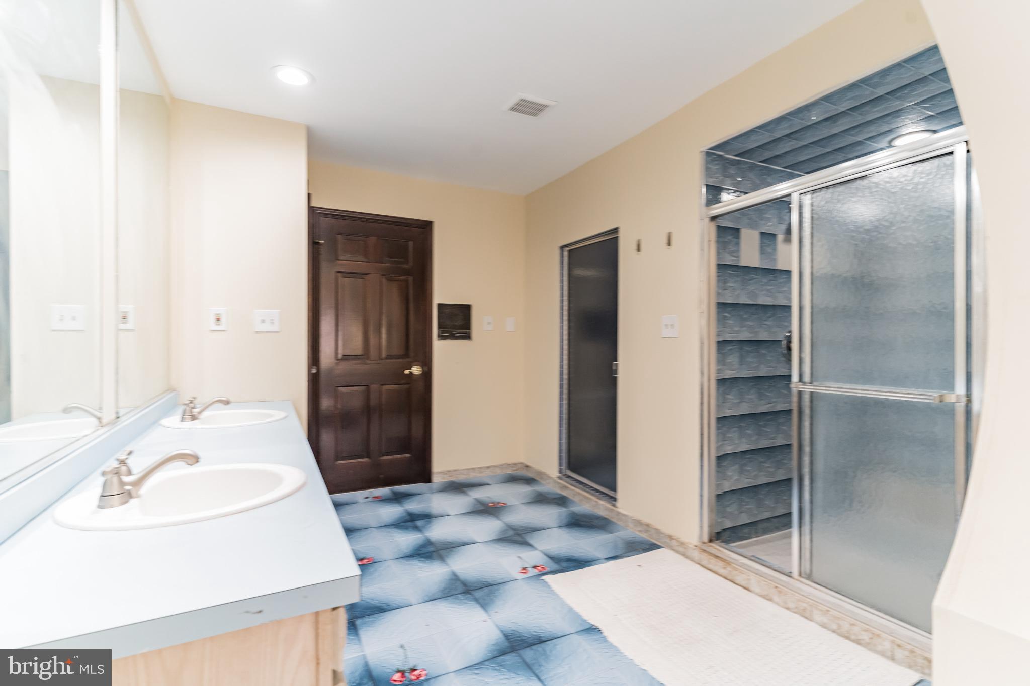 6 Carlton Road Cherry Hill, NJ 08034 - Photo 22 of 26