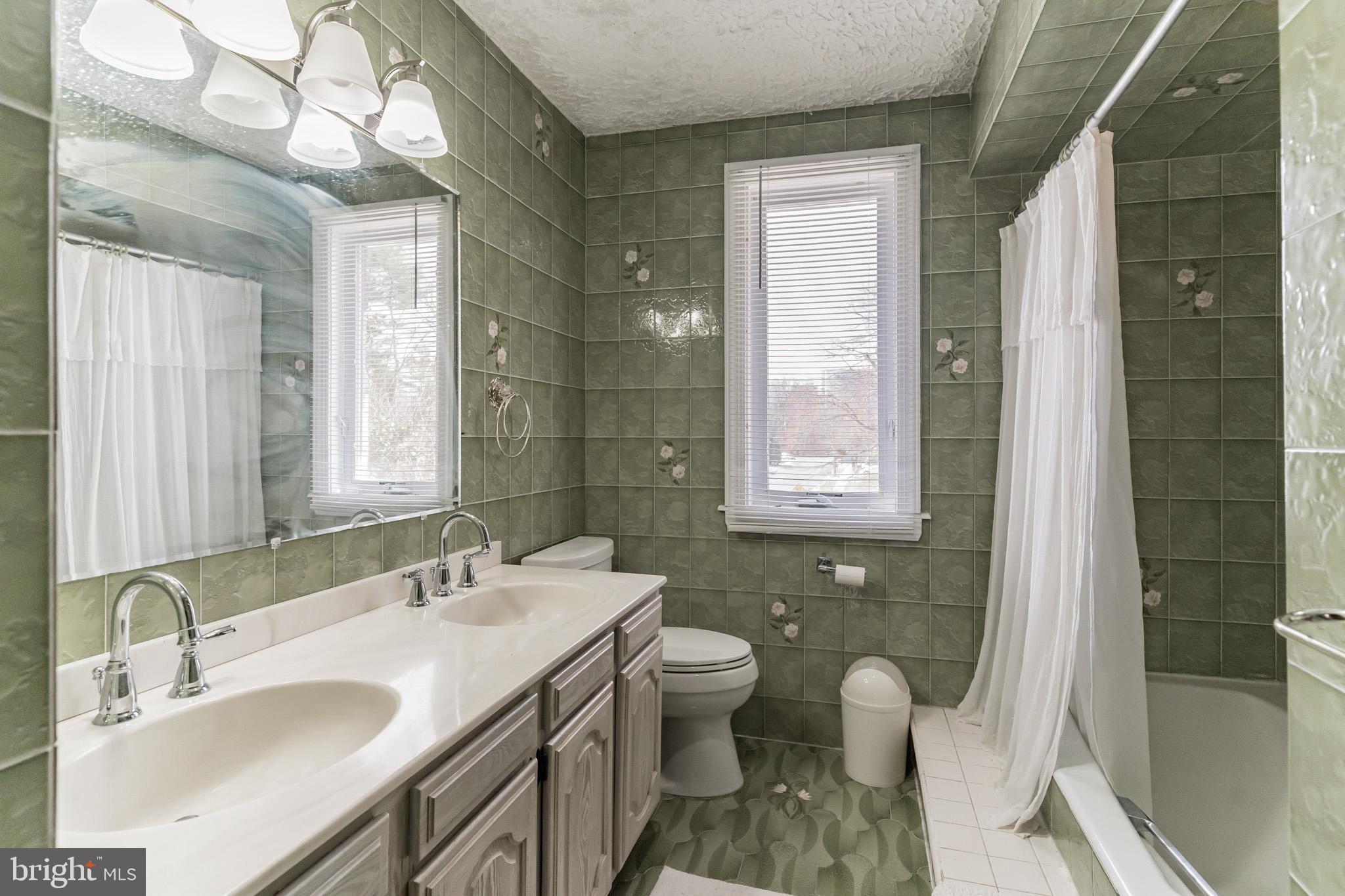 6 Carlton Road Cherry Hill, NJ 08034 - Photo 24 of 26