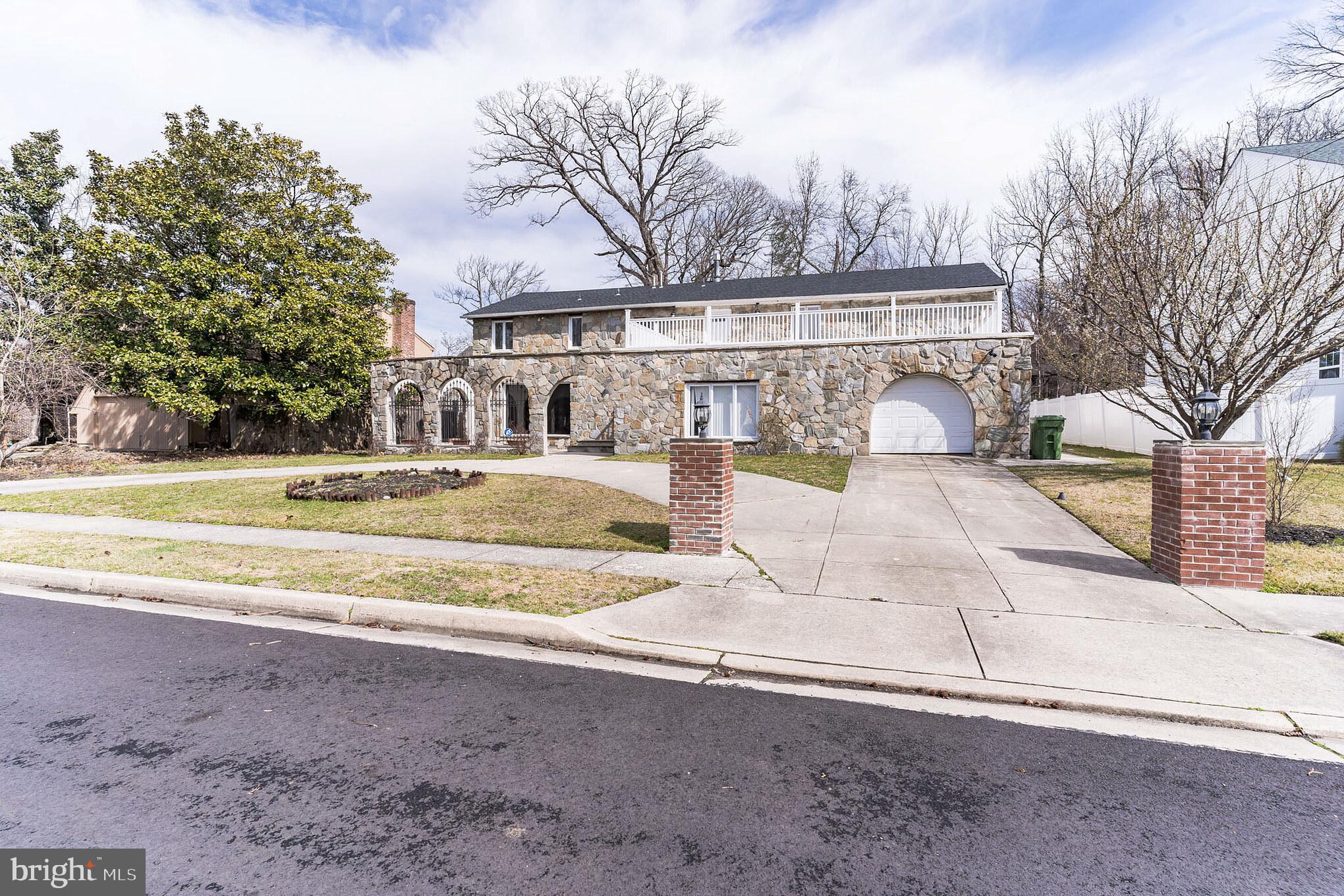 6 Carlton Road Cherry Hill, NJ 08034 - Photo 3 of 26