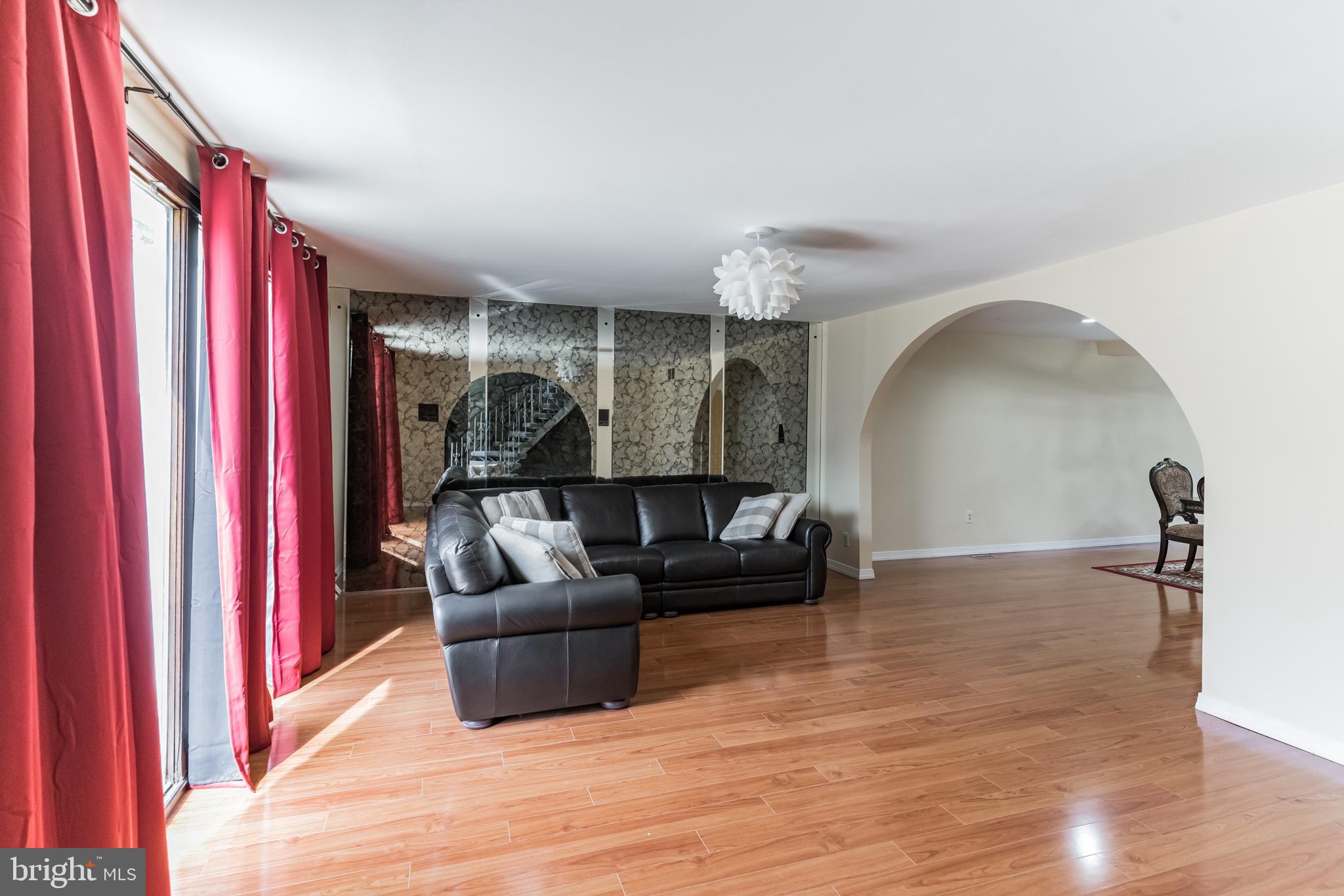 6 Carlton Road Cherry Hill, NJ 08034 - Photo 4 of 26