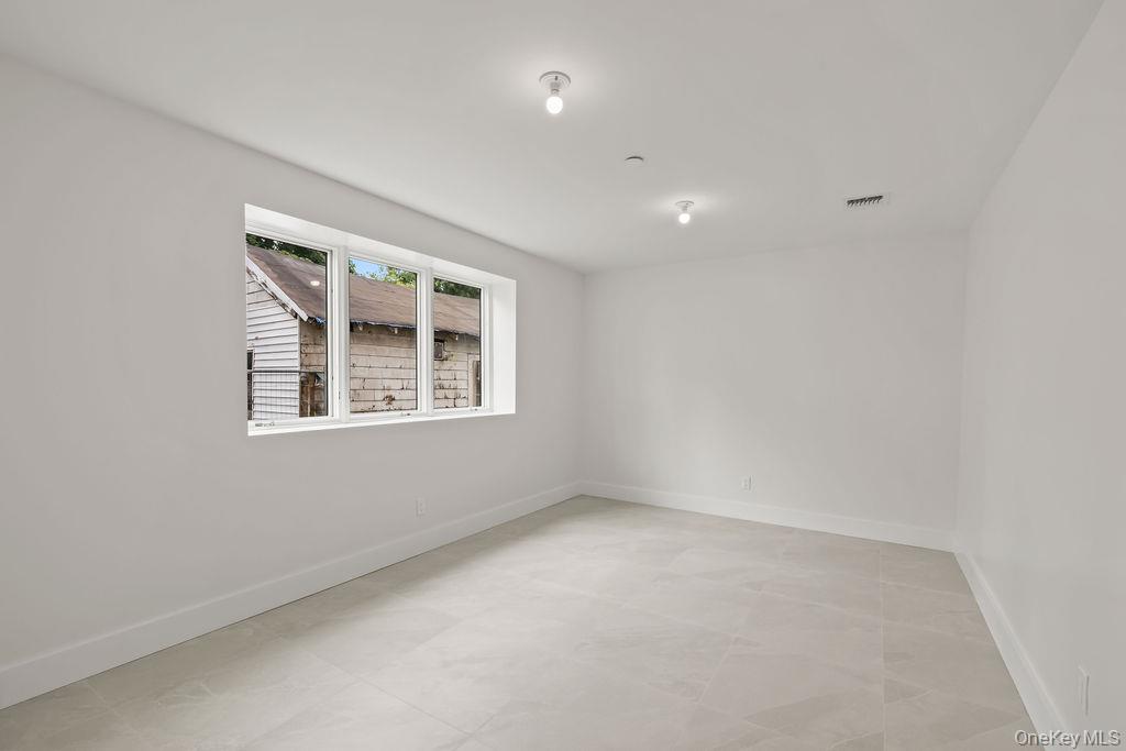 11 Lincoln Street, Unit 201 Spring Valley, NY 10977 - Photo 42 of 50 Dining Room #2