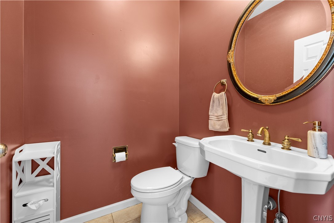 635 Higby Road New Hartford, NY 13501 - Photo 22 of 49