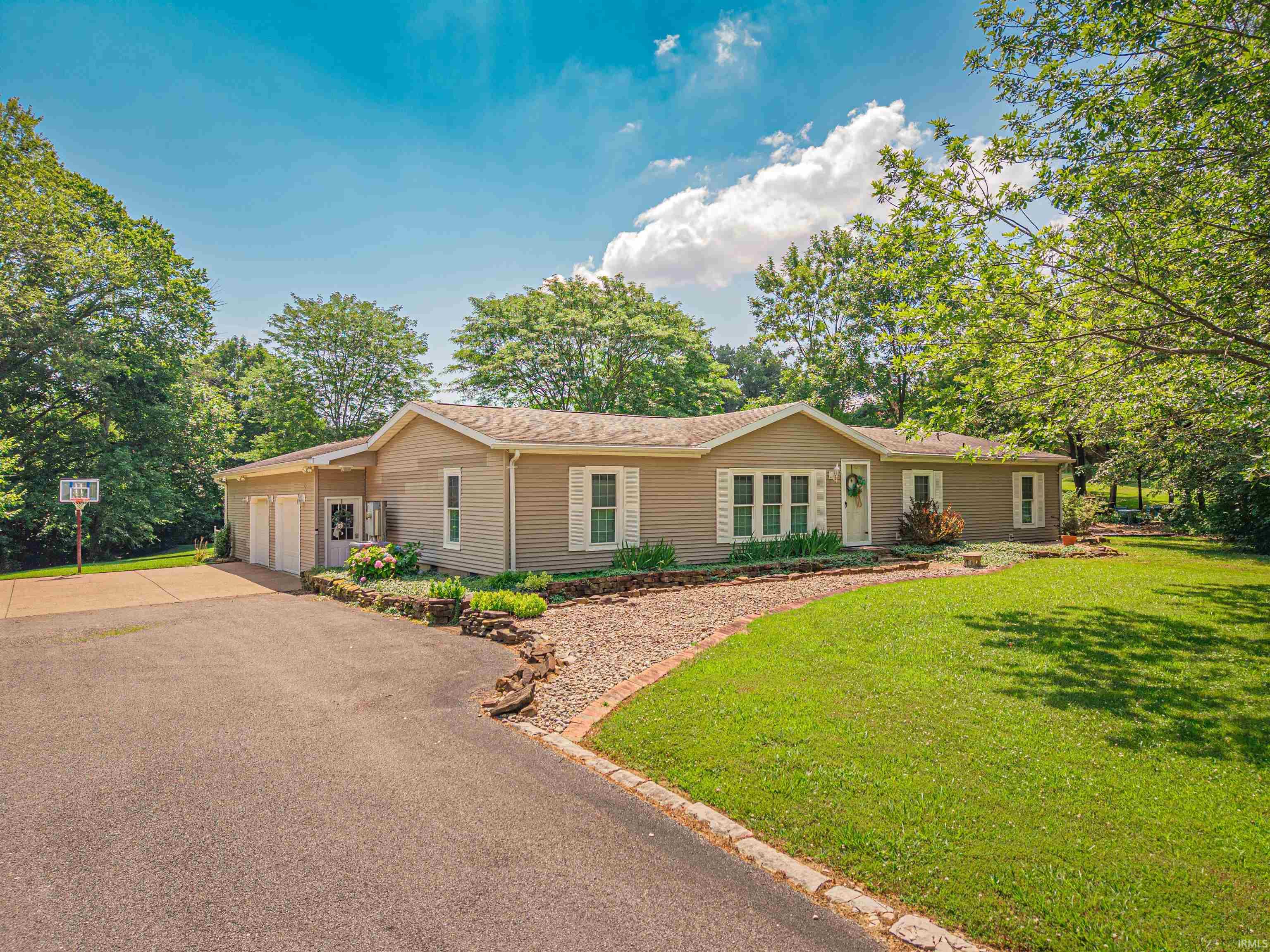 1822 Fuquay Road Newburgh, IN 47630 - Photo 4 of 35 Gallery Image 4