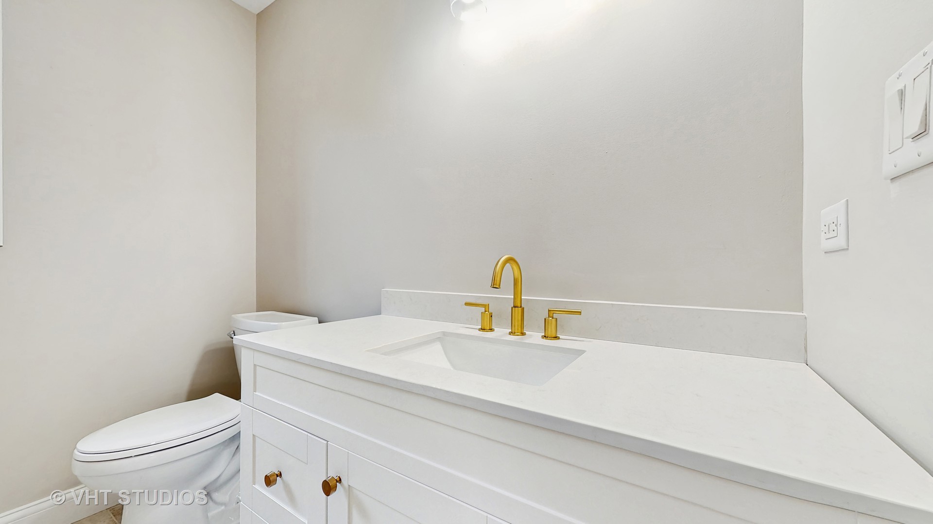 1544 North Wolf Road Berkeley, IL 60163 - Photo 15 of 37