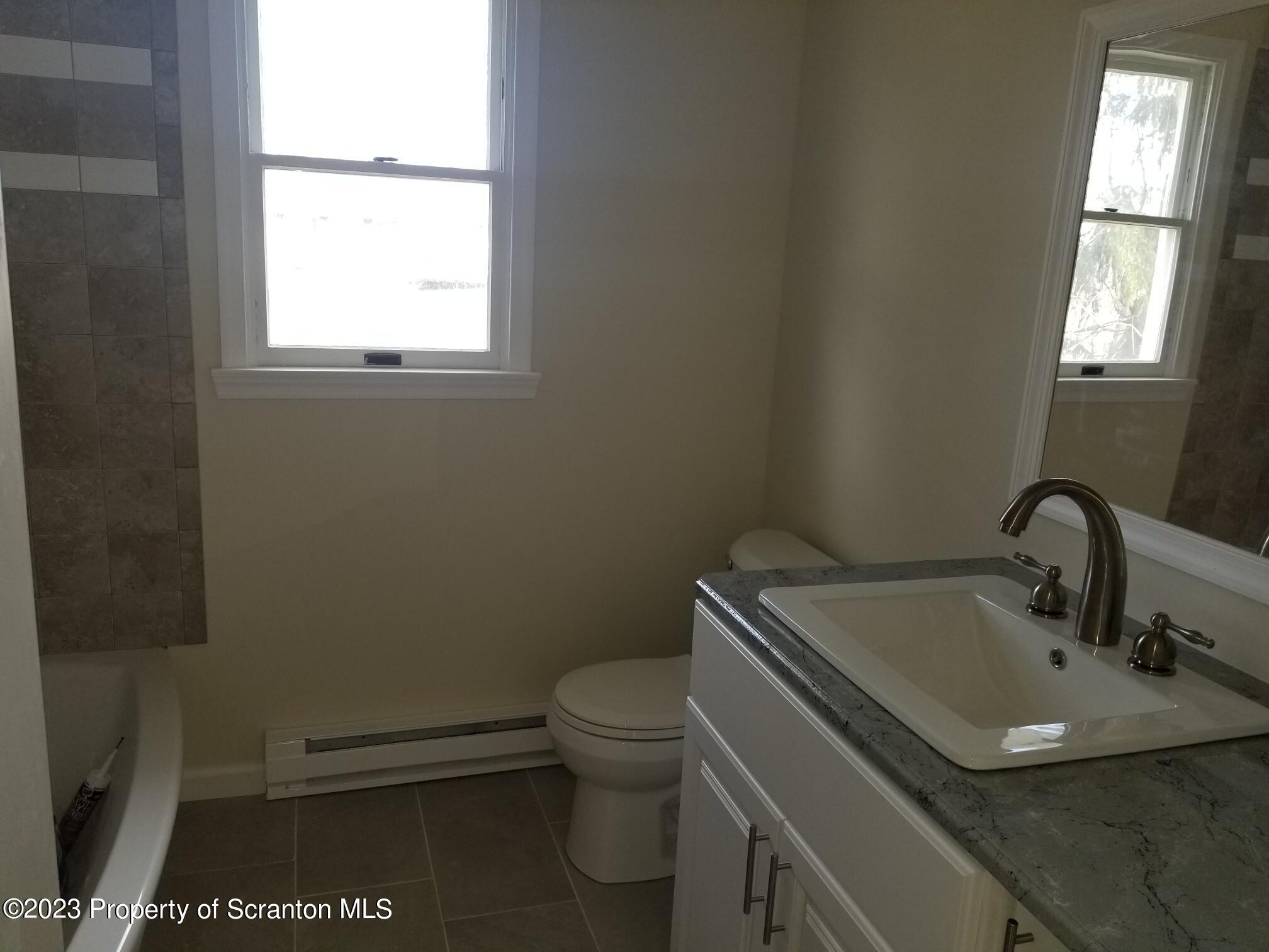 811 Layton Road Clarks Summit, PA 18411 - Photo 10 of 22 Gallery Image 10