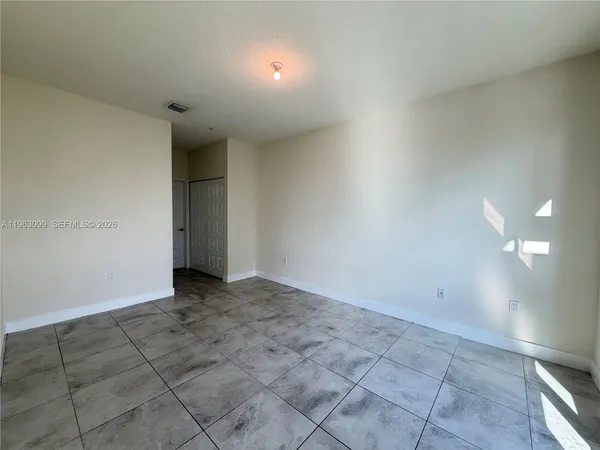 an empty room with a empty space