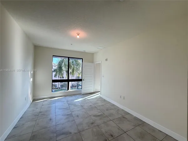 $3,300 | 4640 Northwest 84th Avenue, Unit 47, Doral, FL 33166