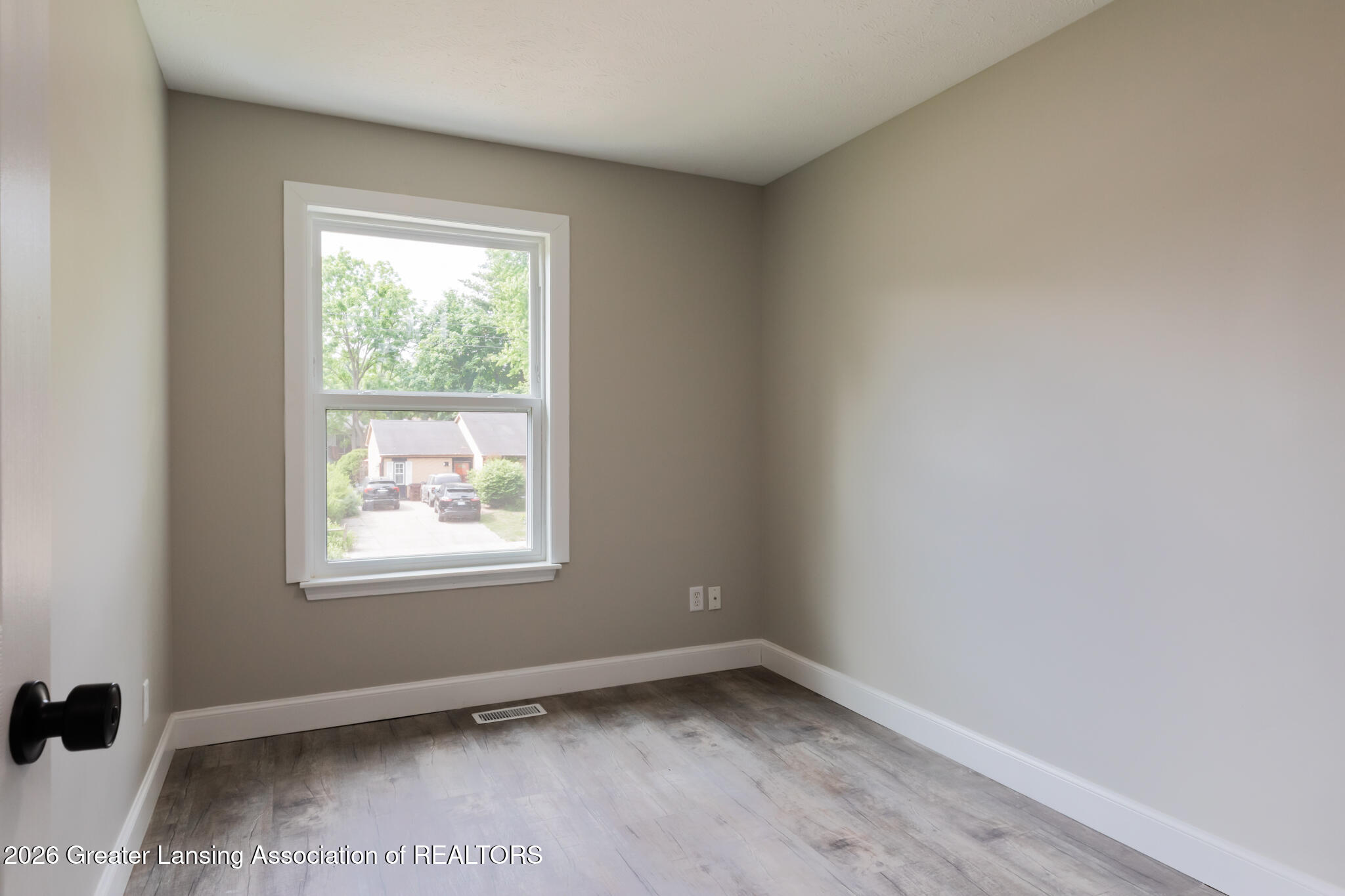 2822 Risdale Avenue Lansing, MI 48911 - Photo 16 of 32 2822Risdale16