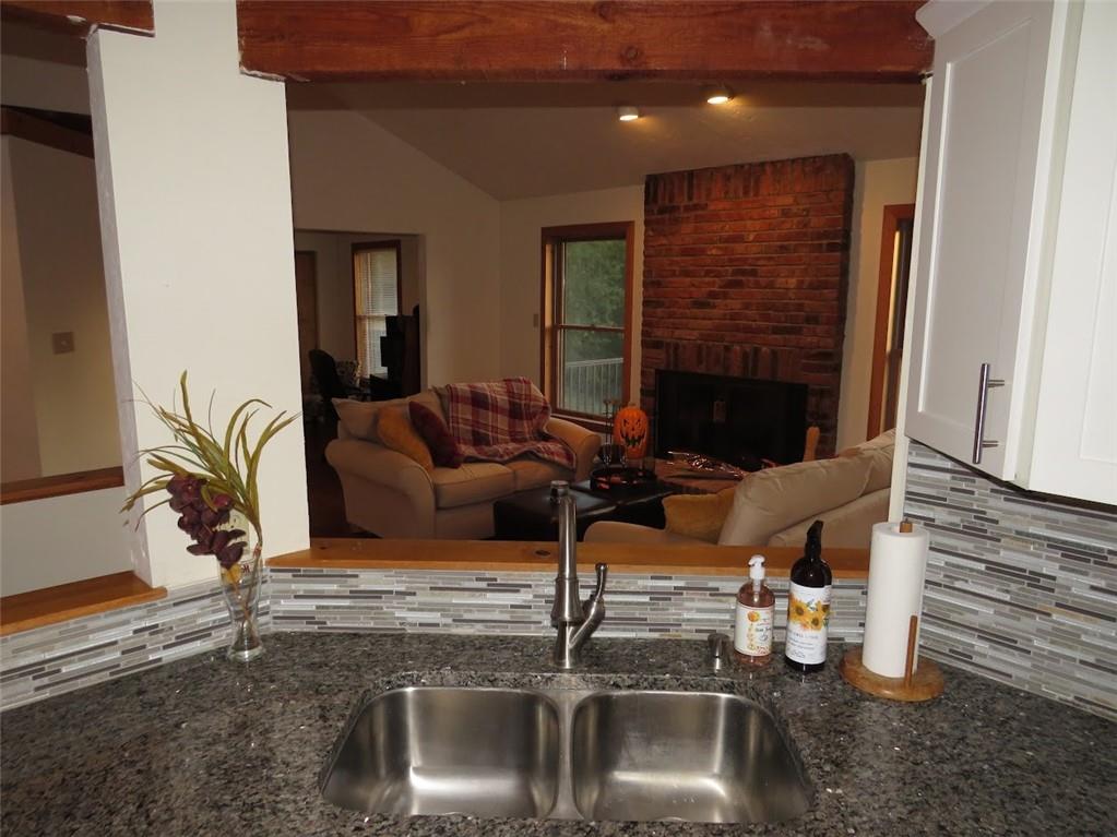 1104 Mohawk Road McDonald, PA 15057 - Photo 7 of 23 Gallery Image 7