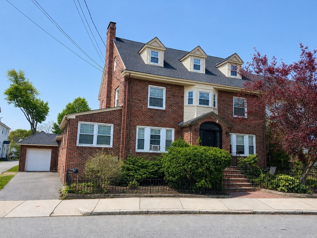 18 Pierce Street Malden, MA 02148 - Photo 1 of 36