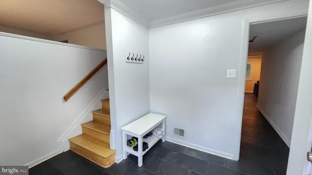 $3,400 | 7120 Hadlow Court, Springfield, VA 22152