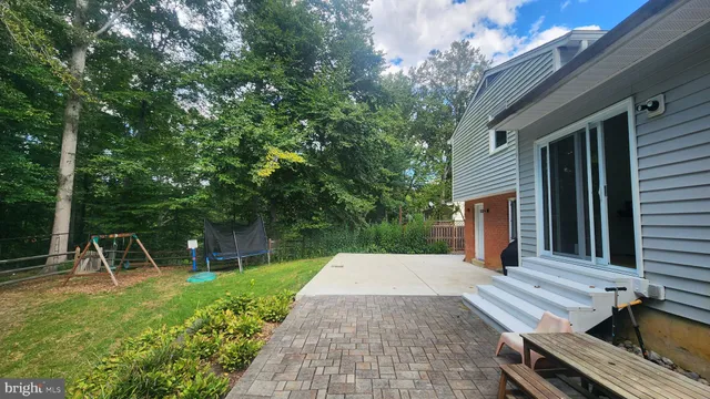 $3,400 | 7120 Hadlow Court, Springfield, VA 22152