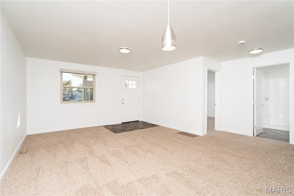 1809 Rhodes Street Madison, IL 62060 - Photo 8 of 23