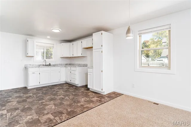 $94,900 | 1809 Rhodes Street, Madison, IL 62060