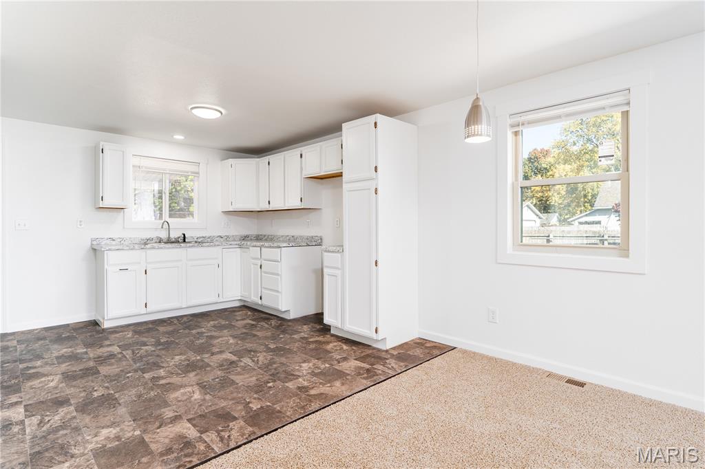 1809 Rhodes Street Madison, IL 62060 - Photo 10 of 23