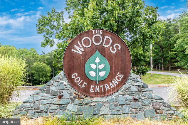 $450,000 | 90 Atlatl Lane, Hedgesville, WV 25427