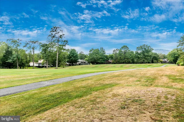 $450,000 | 90 Atlatl Lane, Hedgesville, WV 25427