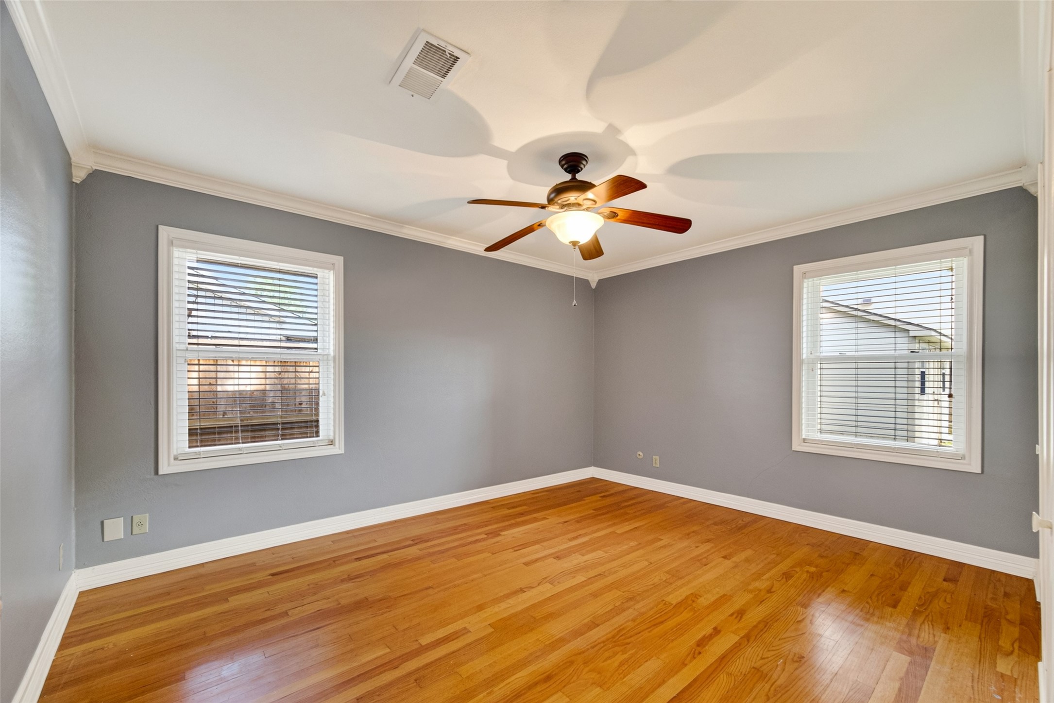 5411 Spellman Road Houston, TX 77096 - Photo 25 of 43 Gallery Image 25