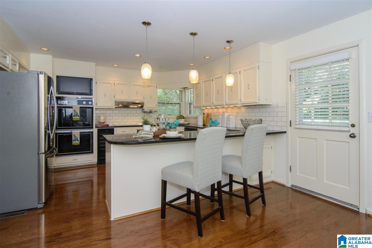 1538 Wellington View Road Birmingham, AL 35209 - Photo 17 of 50