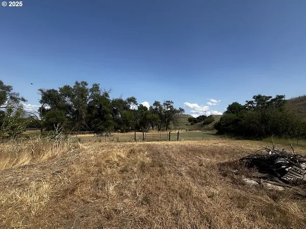 $239,000 | 44786 Mission Road, Pendleton, OR 97801