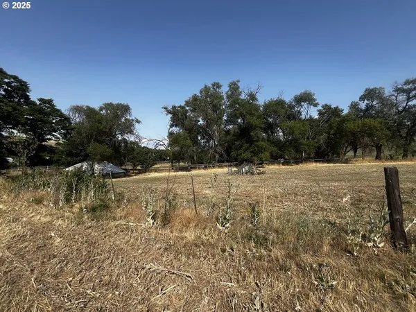 $239,000 | 44786 Mission Road, Pendleton, OR 97801