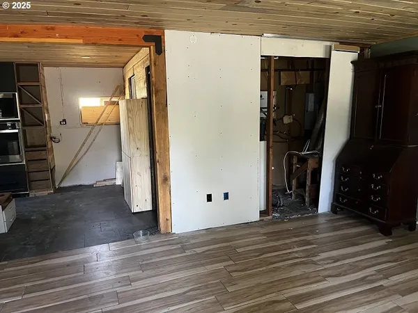 $239,000 | 44786 Mission Road, Pendleton, OR 97801