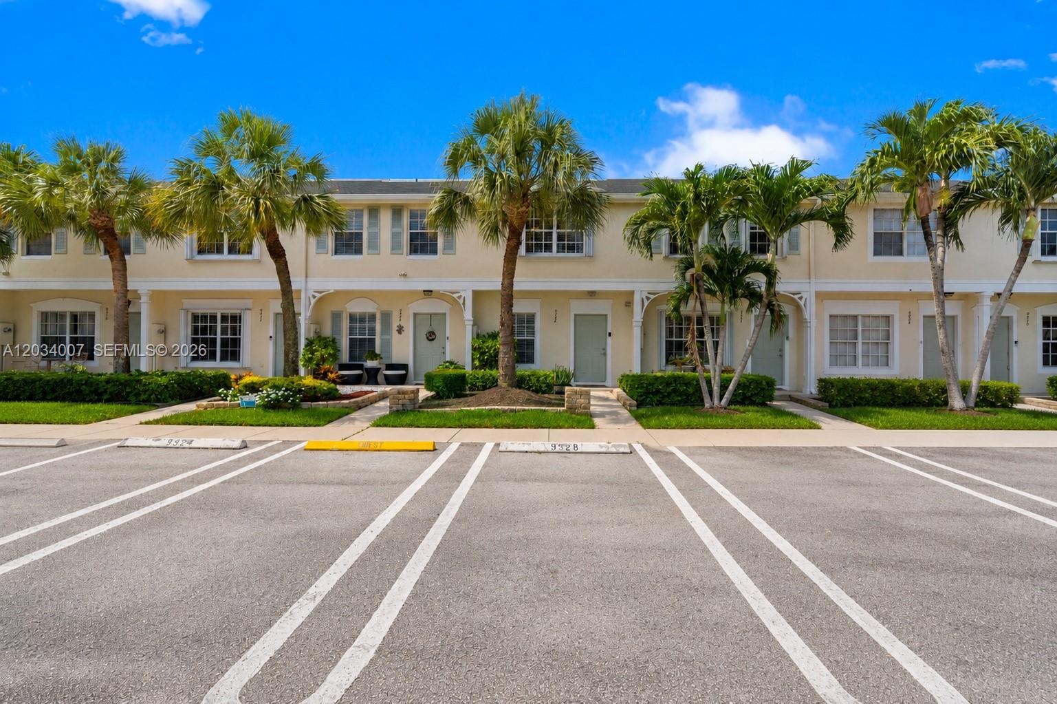 9928 Northwest 57th Manor Coral Springs, FL 33076 - Photo 29 of 34