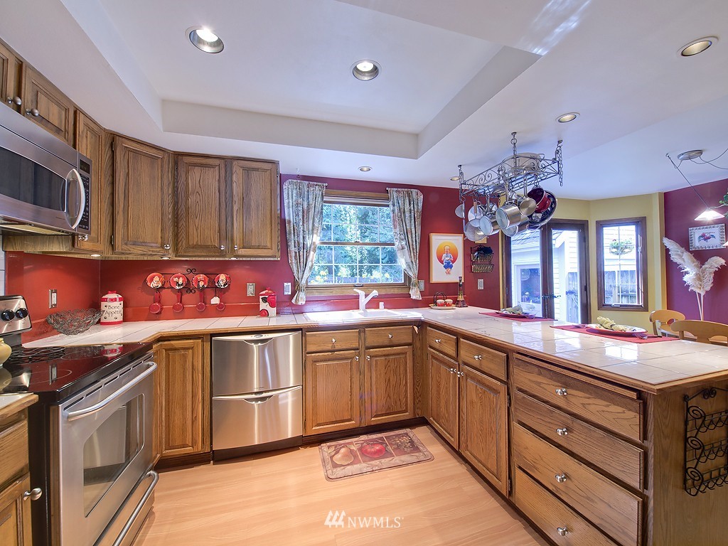 3112 166th Place Southeast Bothell, WA 98012 - Photo 4 of 15