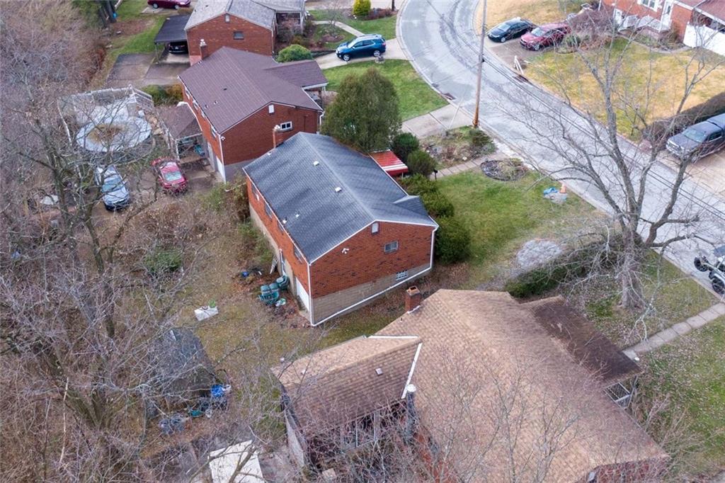 235 Olympic Road Pittsburgh, PA 15236 - Photo 2 of 19 Gallery Image 2