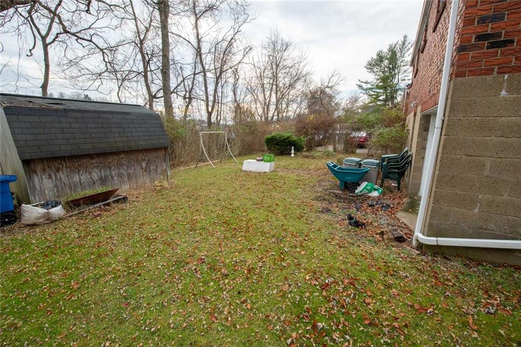 235 Olympic Road Pittsburgh, PA 15236 - Photo 17 of 19 Gallery Image 17