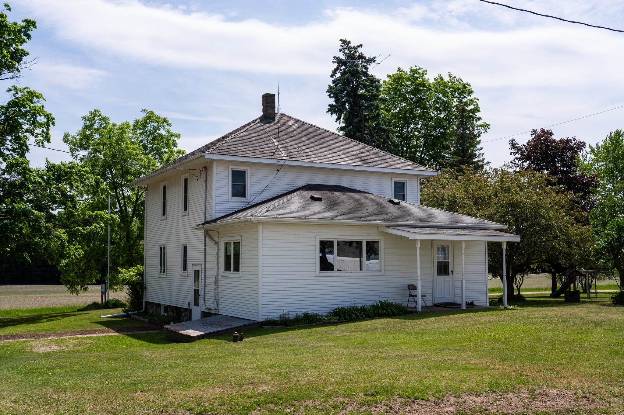 402 West Chapman Road Mount Pleasant, MI 48858 - Photo 4 of 65