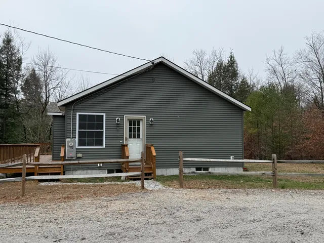 $465,000 | 25 Harvest Lane, Bridgton, ME 04009