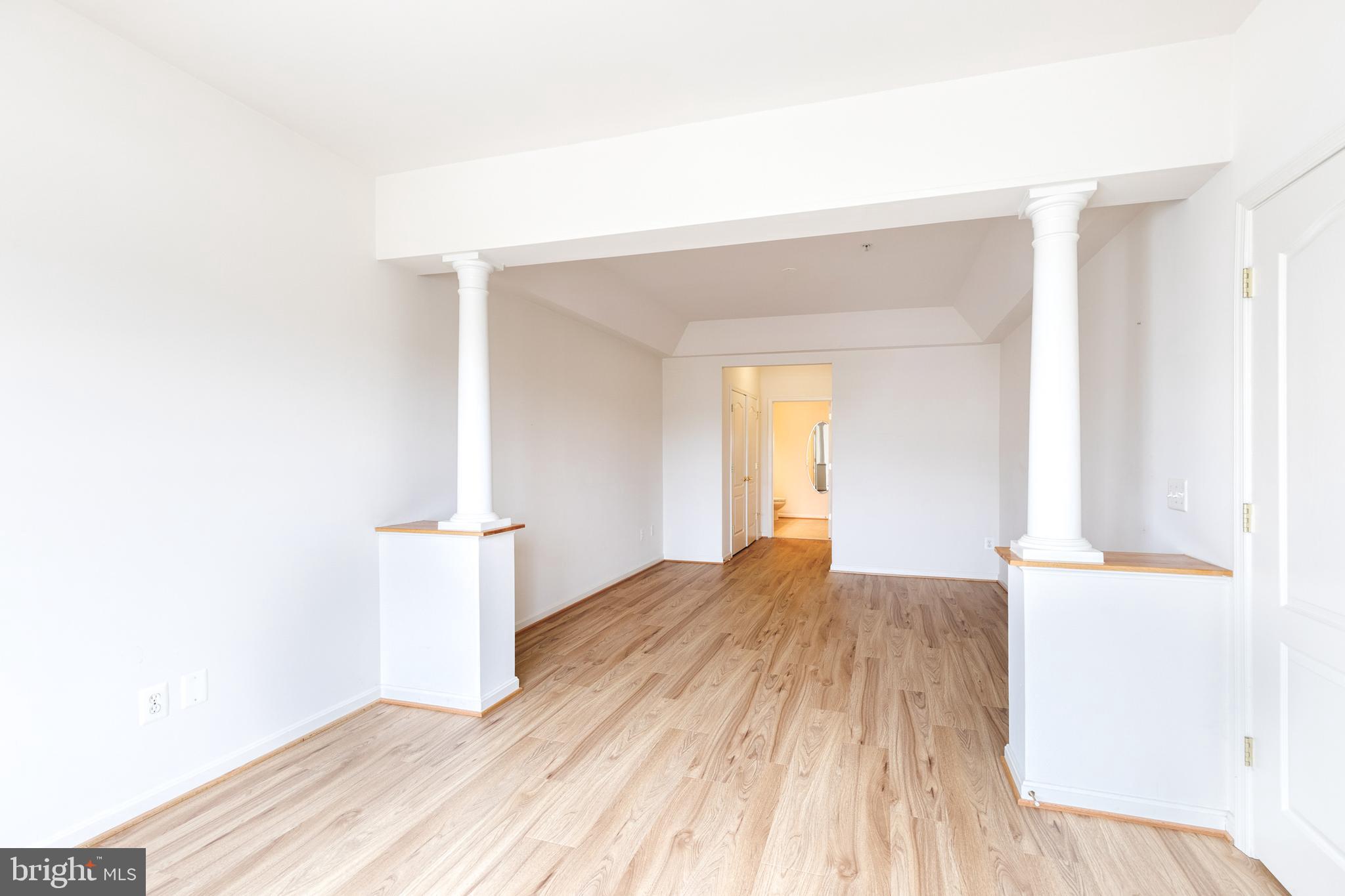7305 Brookview Road, Unit 308 Elkridge, MD 21075 - Photo 16 of 28 Main bedroom with additional flex space for office