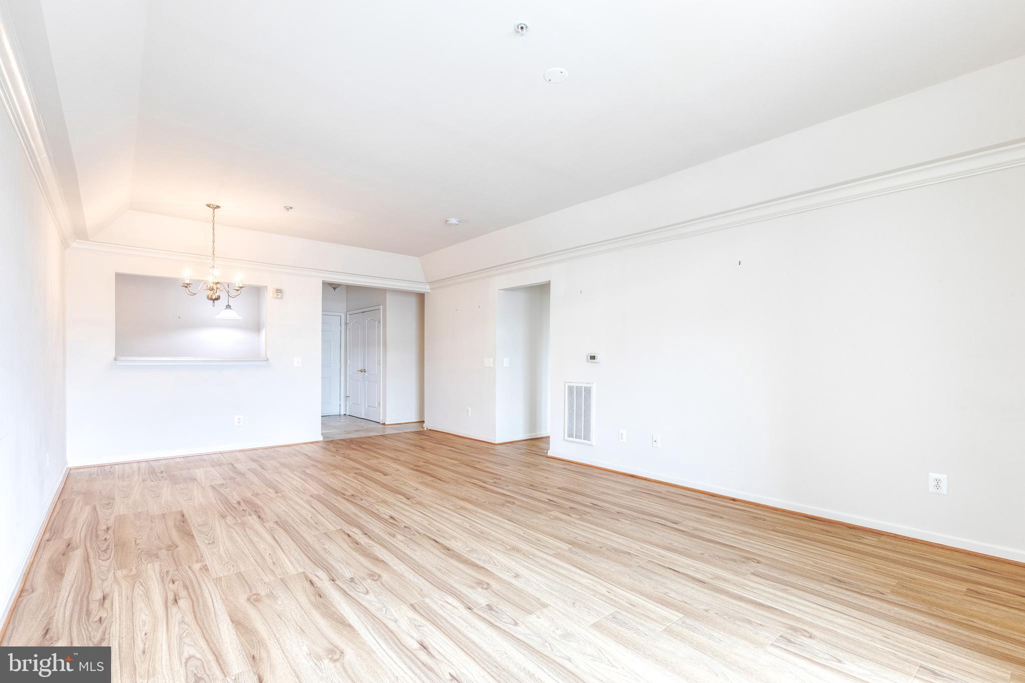 7305 Brookview Road, Unit 308 Elkridge, MD 21075 - Photo 8 of 28 View into the entryway and second bedroom