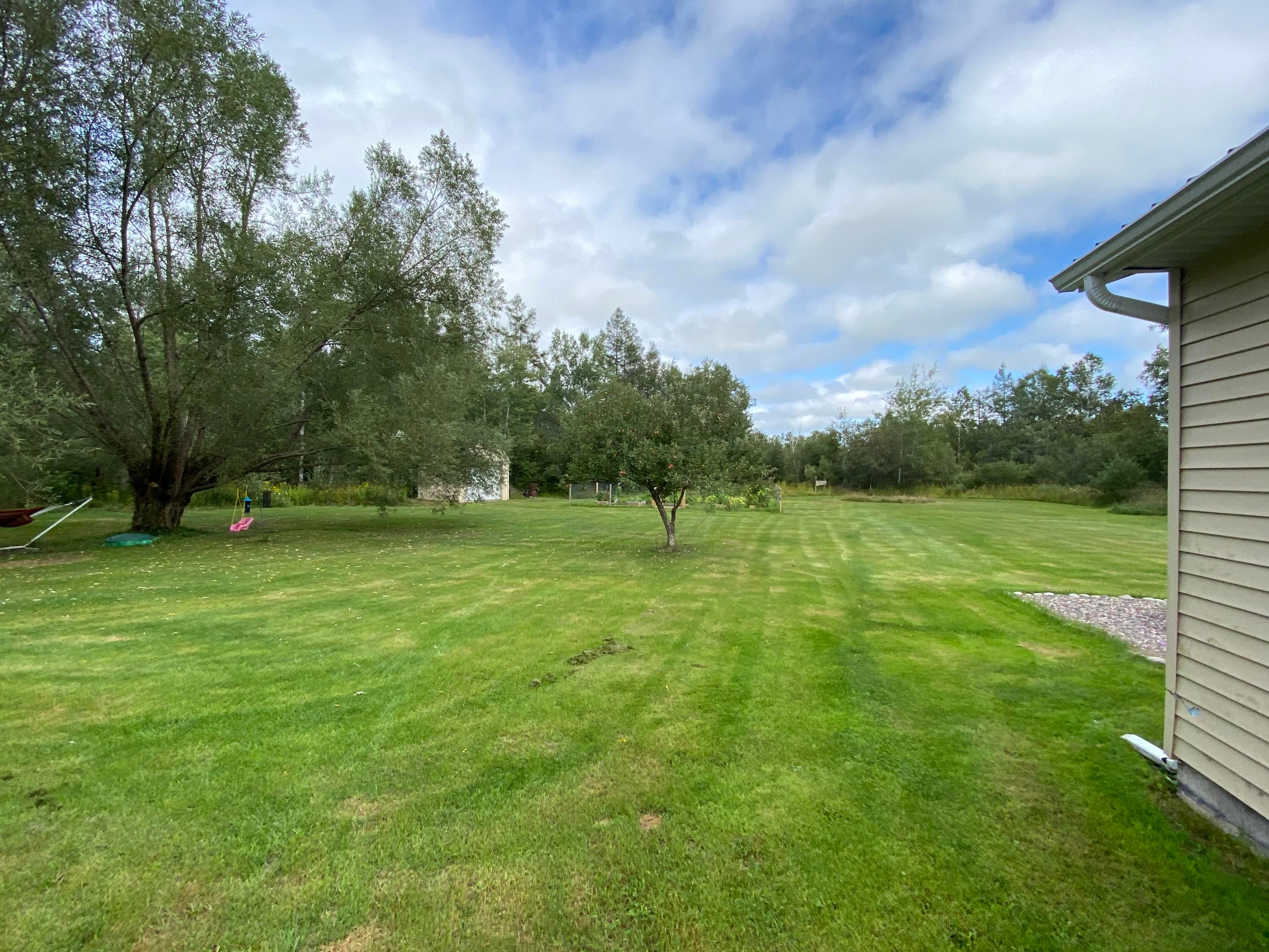 8147 South Forrest Side Road Brimley, MI 49715 - Photo 4 of 33 Gallery Image 4