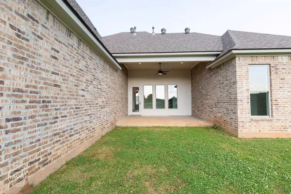 $450,000 | 319 Newport Lane, Benton, LA 71006