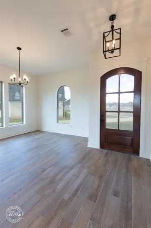 $450,000 | 319 Newport Lane, Benton, LA 71006