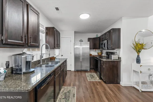 $485,000 | 393 Lane Hollow Road, Sevierville, TN 37876