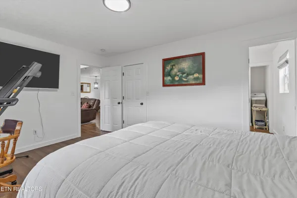 $485,000 | 393 Lane Hollow Road, Sevierville, TN 37876