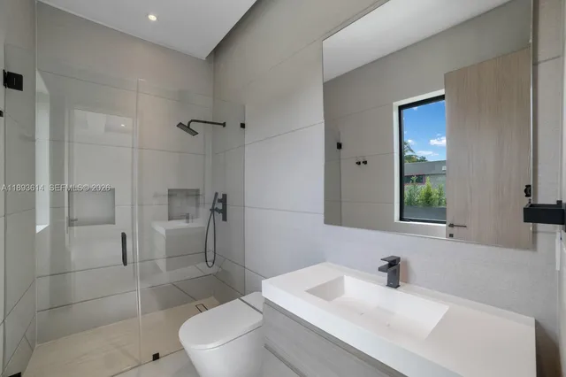 $7,995,000 | 9900 Southwest 125th Avenue, Miami, FL 33186