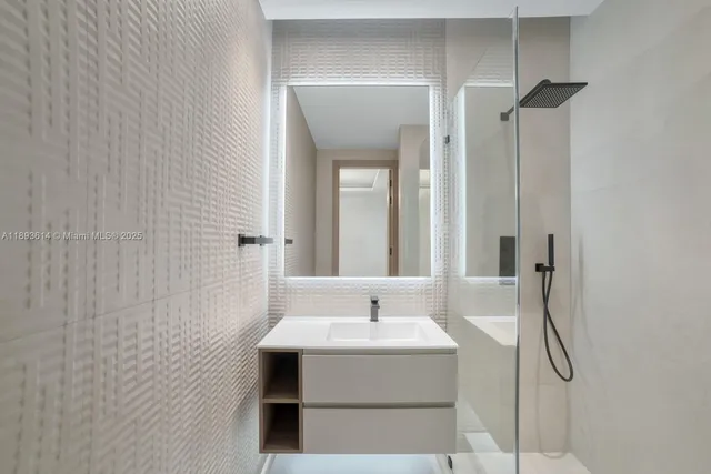 $7,995,000 | 9900 Southwest 125th Avenue, Miami, FL 33186