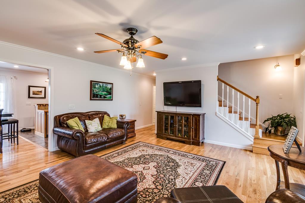 565 Dry Hollow Road Rickman, TN 38580 - Photo 3 of 21 Gallery Image 3
