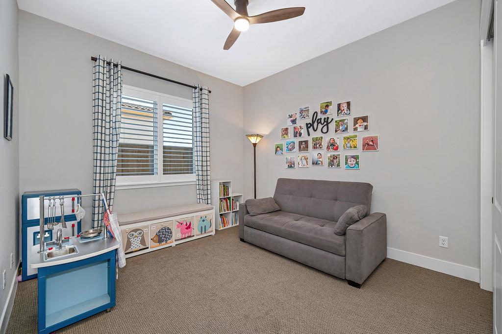 806 Fallen Log Court Rocklin, CA 95765 - Photo 52 of 94