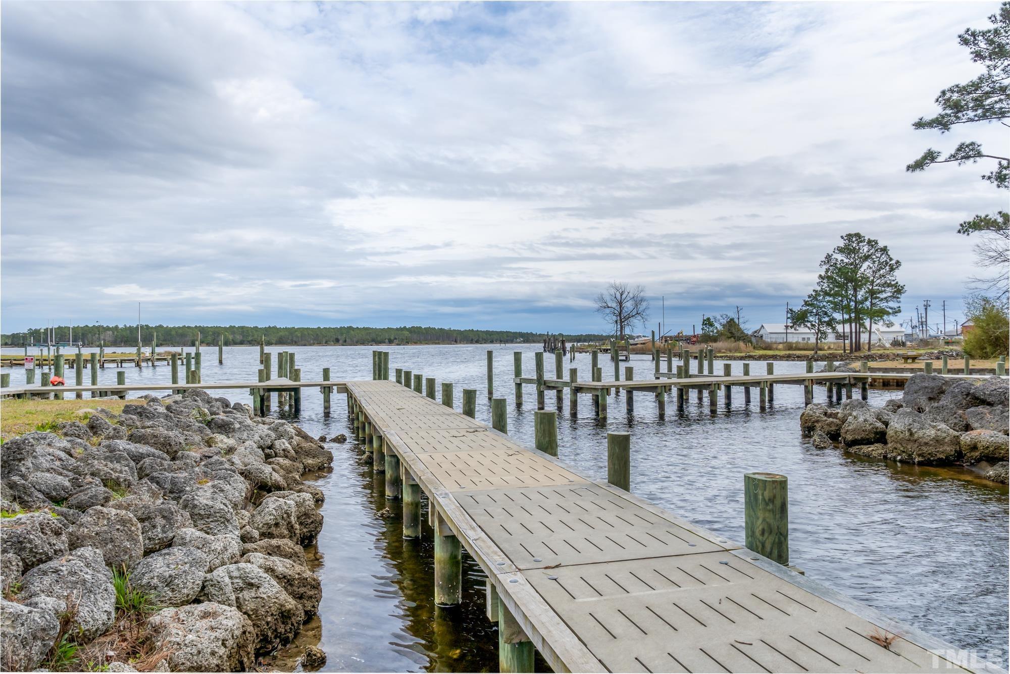 307 Griggs Road Vandemere, NC 28587 - Photo 41 of 45 a balcony with wooden floor and city view