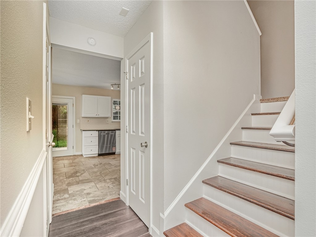 658 Hunters Lane Anderson, SC 29625 - Photo 4 of 20