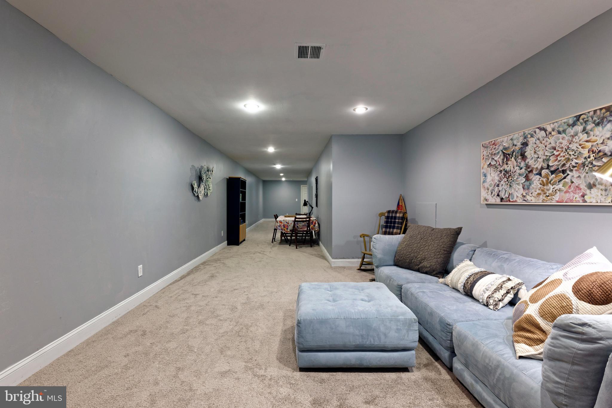 36775 Leith Lane Middleburg, VA 20117 - Photo 28 of 70 a living room with furniture