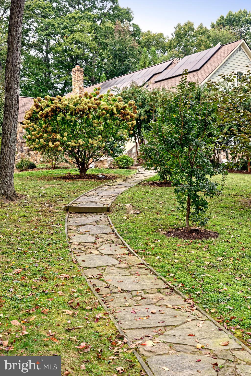 36775 Leith Lane Middleburg, VA 20117 - Photo 43 of 70 a view of a yard with an outdoor space